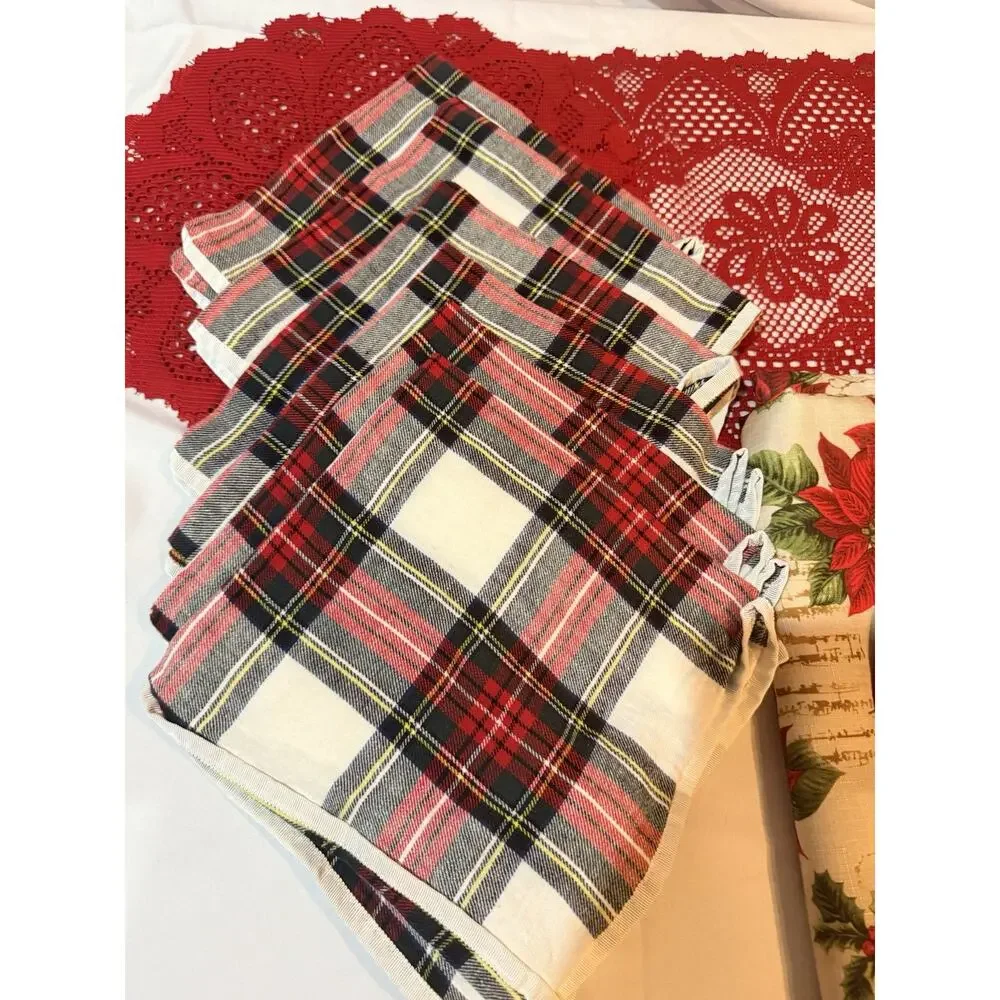 Complete Christmas Table Linen Lot Williams Sonoma, Placemats, Runner Tablecloth